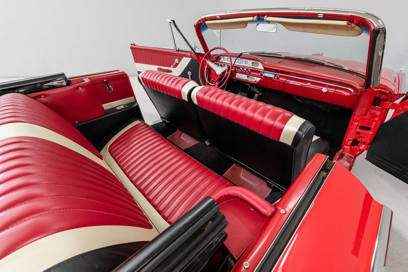 1960 - FORD GALAXIE SUNLINER, foto 22