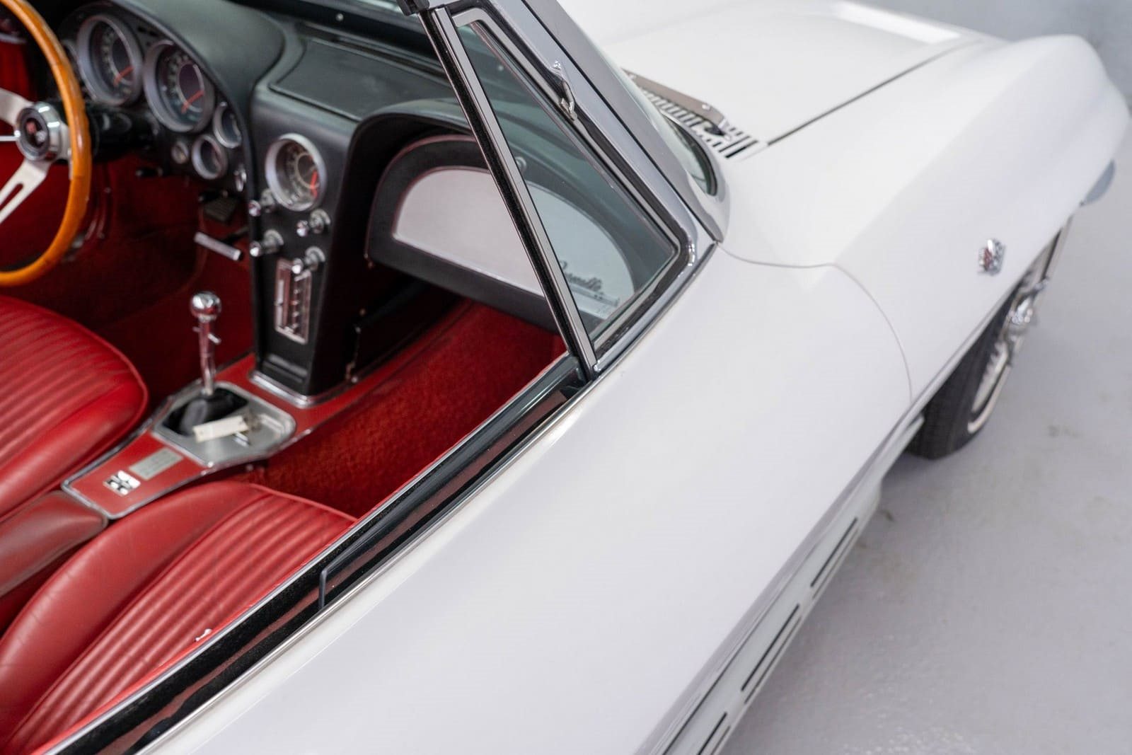 1964 - CHEVROLET CORVETTE CONVETIBLE ERMINE WHITE, foto 58