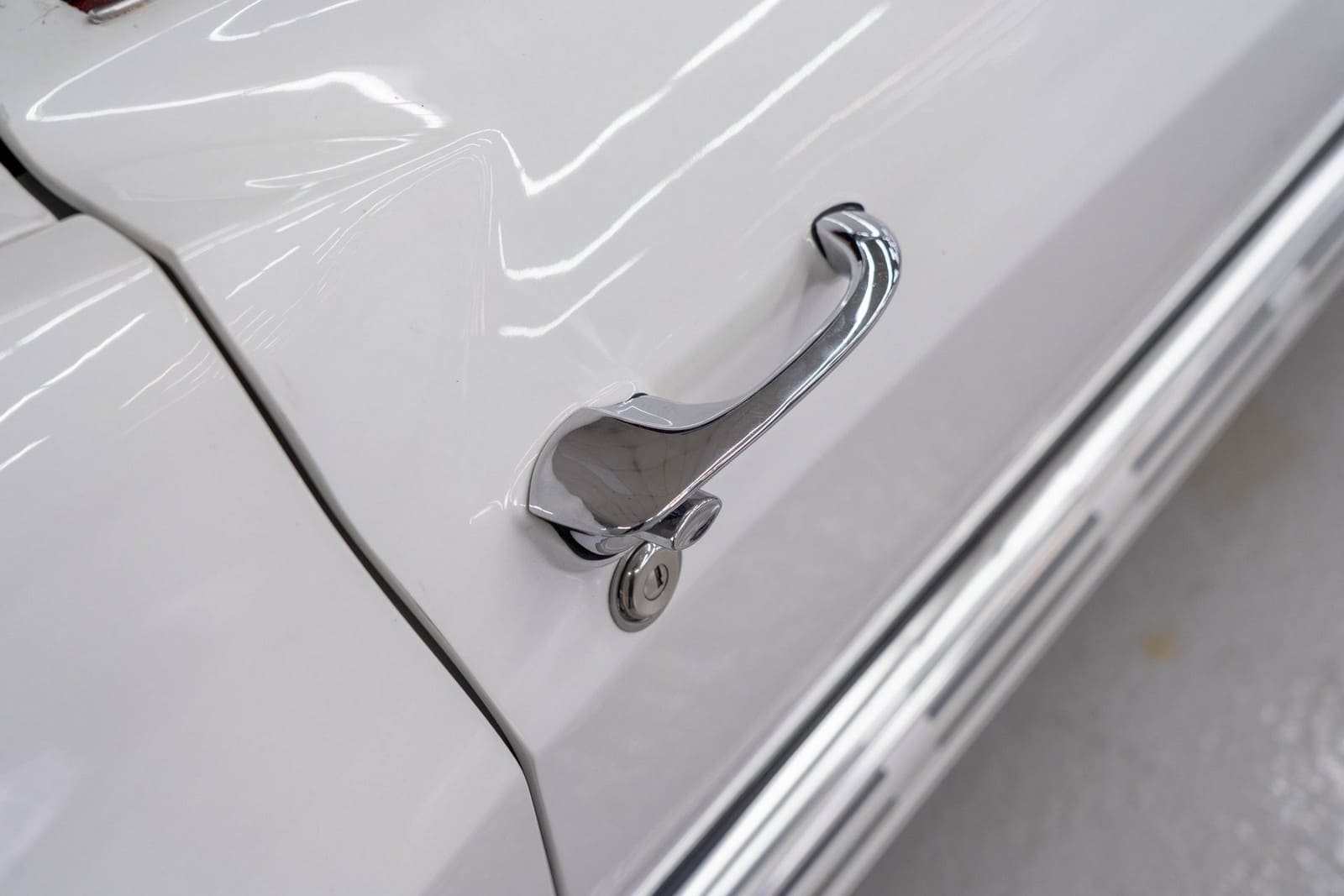 1964 - CHEVROLET CORVETTE CONVETIBLE ERMINE WHITE, foto 97