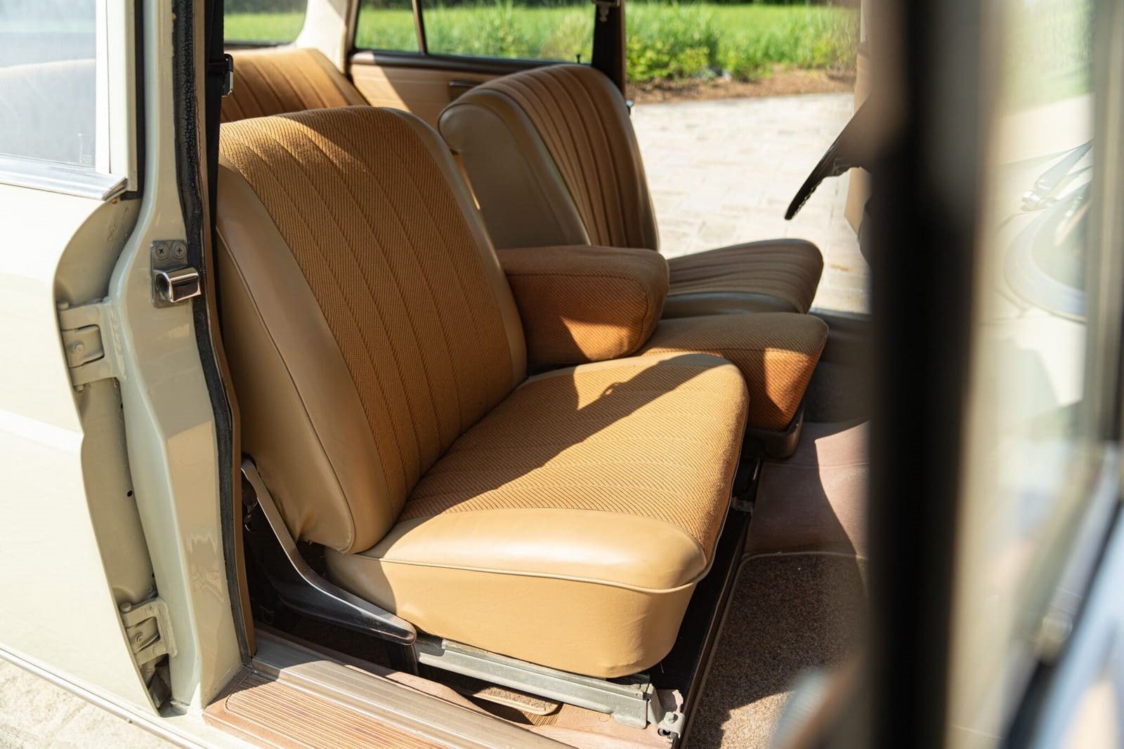 1966 - MERCEDES-BENZ 200, foto 40