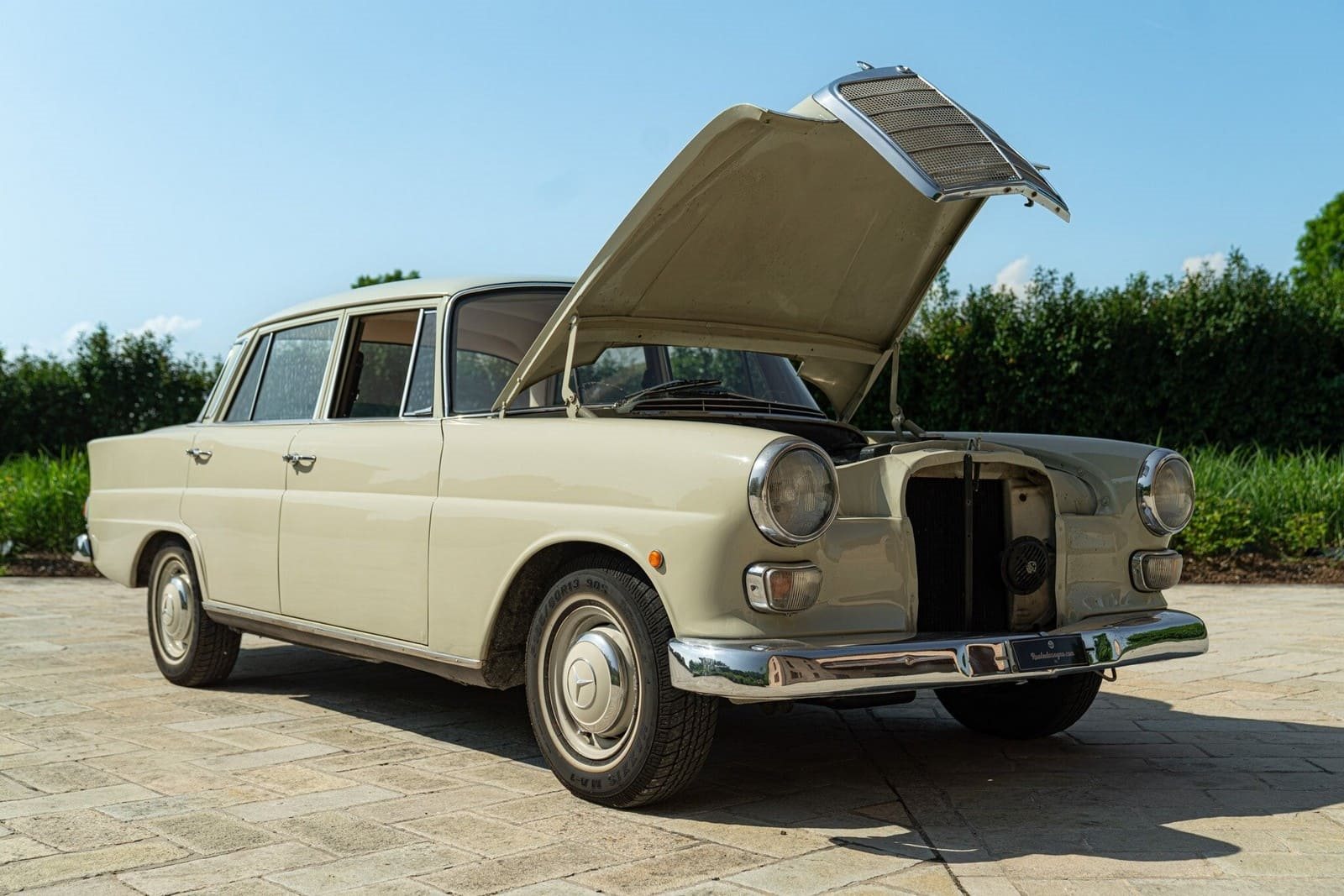 1966 - MERCEDES-BENZ 200, foto 54