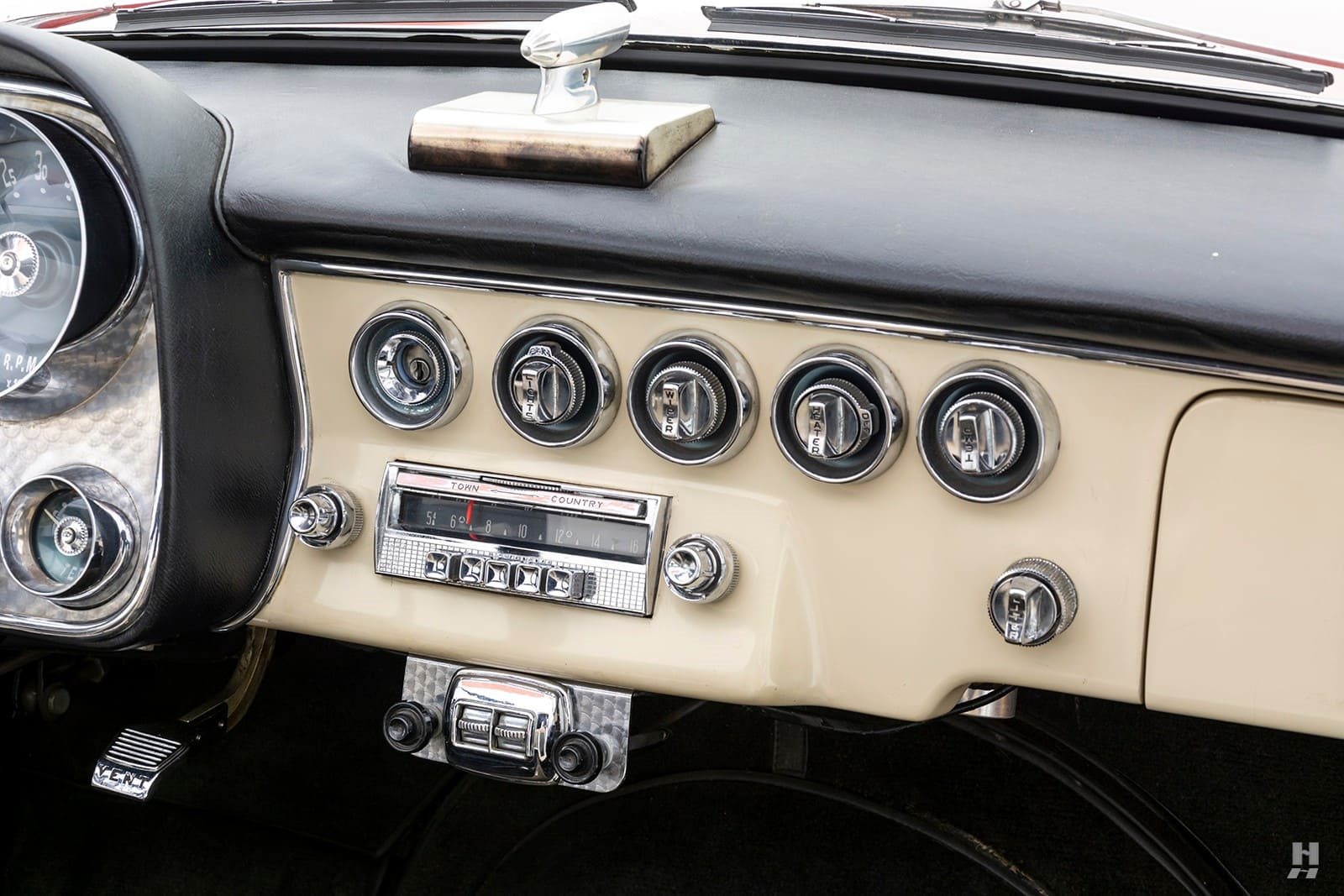 1958 - DUAL-GHIA CONVERTIBLE RED, foto 13