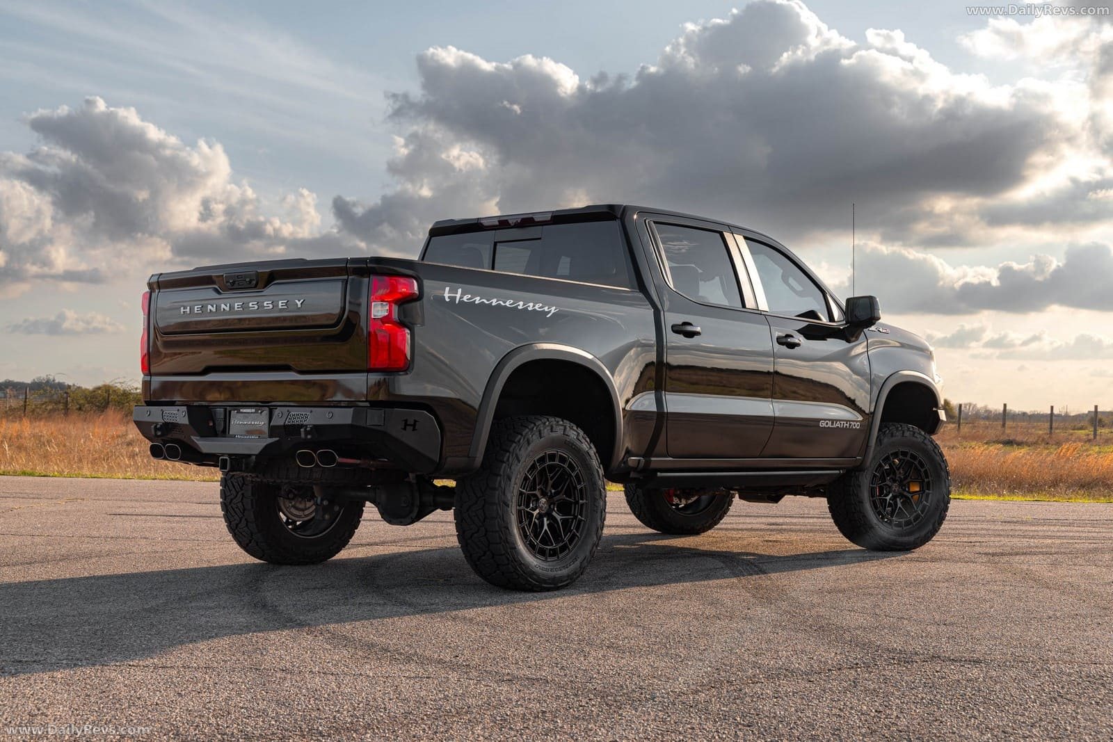 2026 - CHEVROLET SILVERADO ZR2 GOLIATH 700 BY HENNESSEY, foto 2