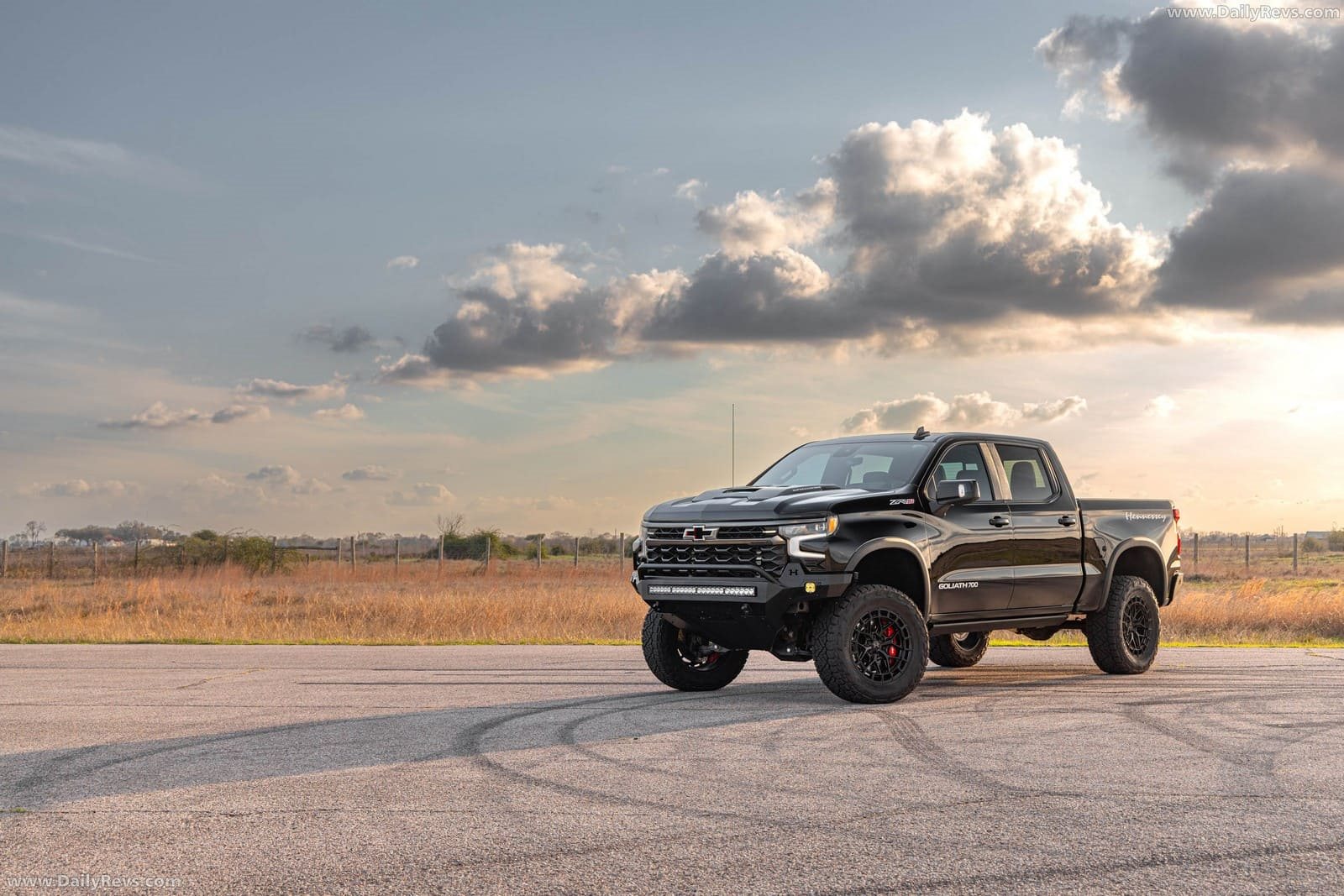2026 - CHEVROLET SILVERADO ZR2 GOLIATH 700 BY HENNESSEY, foto 5