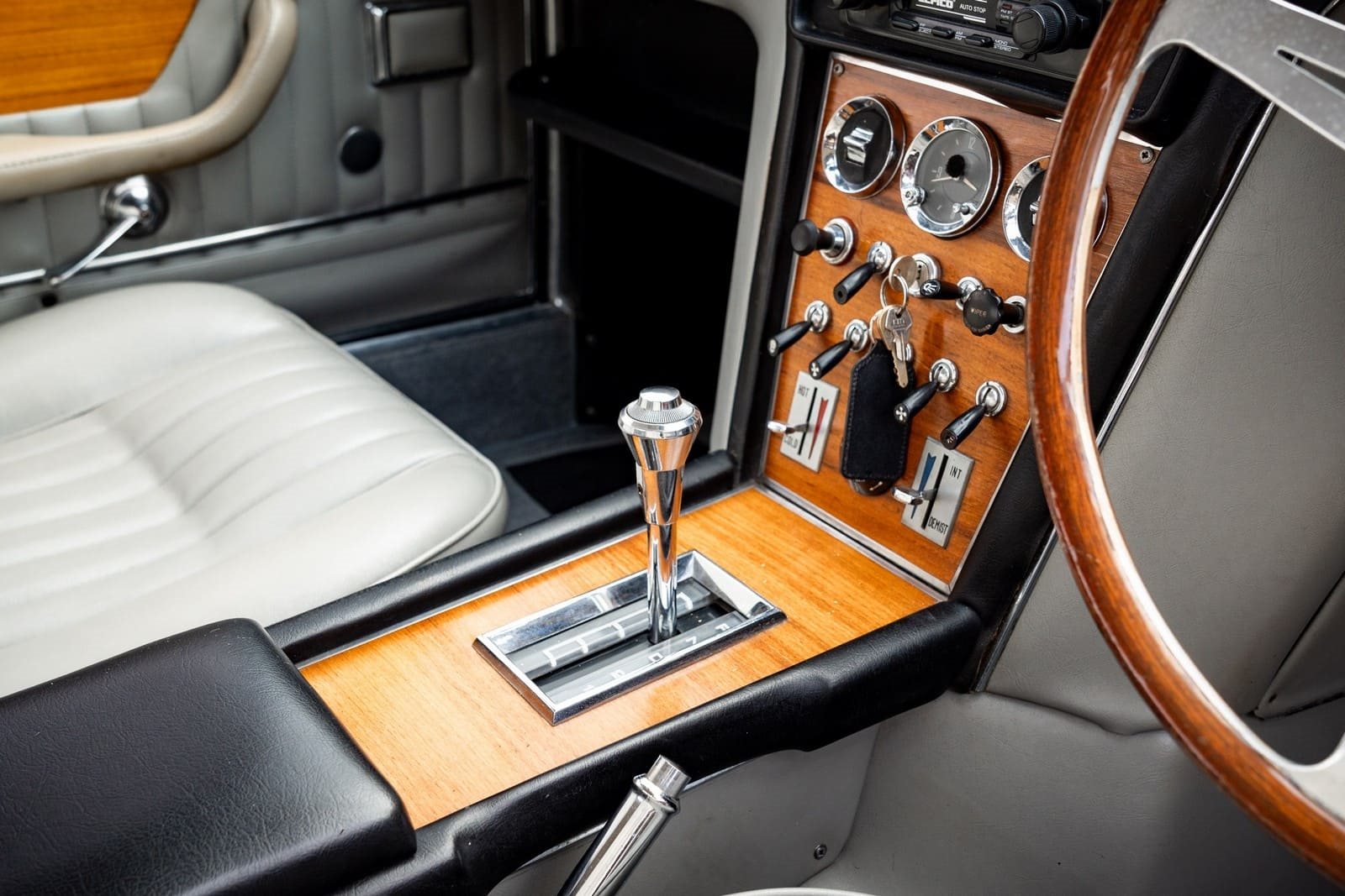 1967 - JENSEN INTERCEPTOR SALOON, foto 61