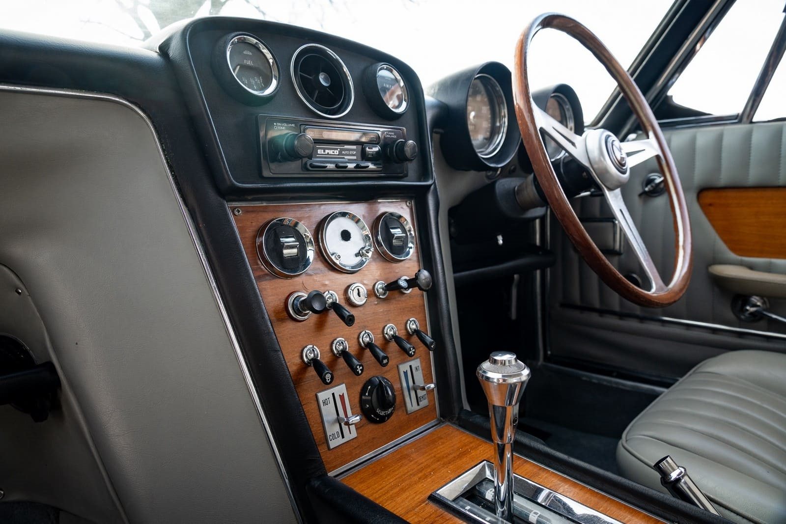 1967 - JENSEN INTERCEPTOR SALOON, foto 73