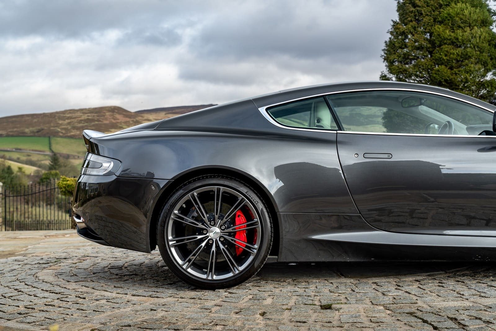 2015 - ASTON MARTIN DB9, foto 30