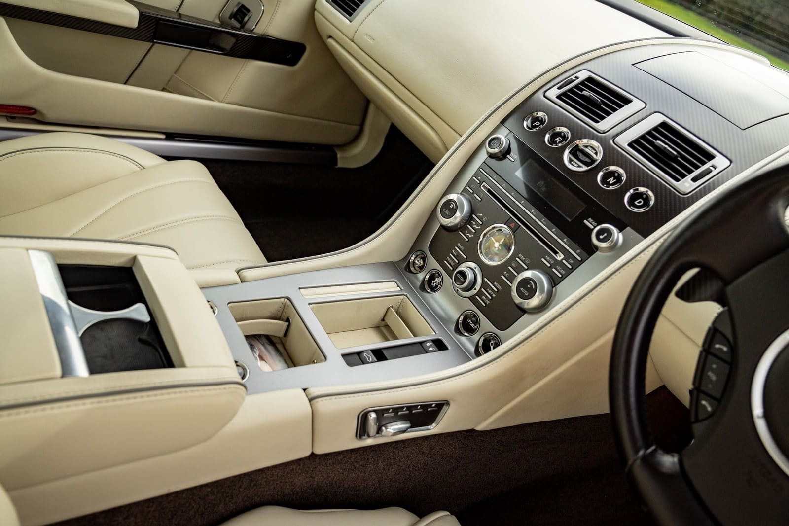 2015 - ASTON MARTIN DB9, foto 66