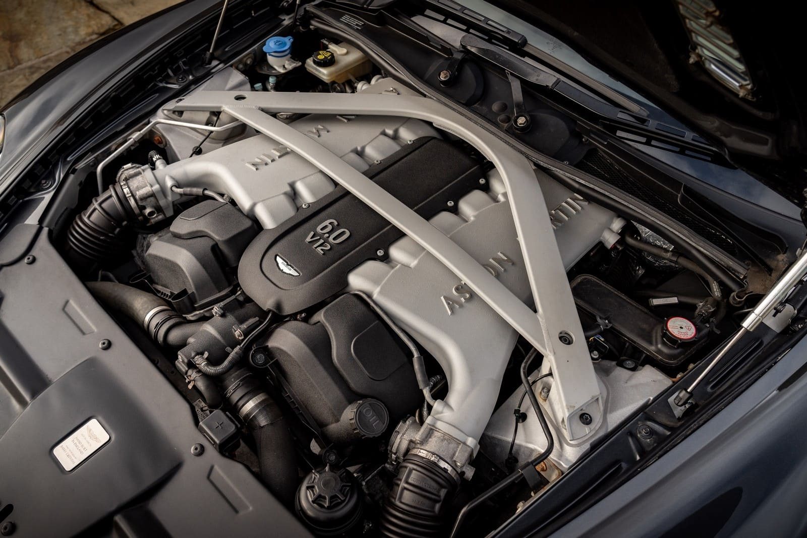 2015 - ASTON MARTIN DB9, foto 85