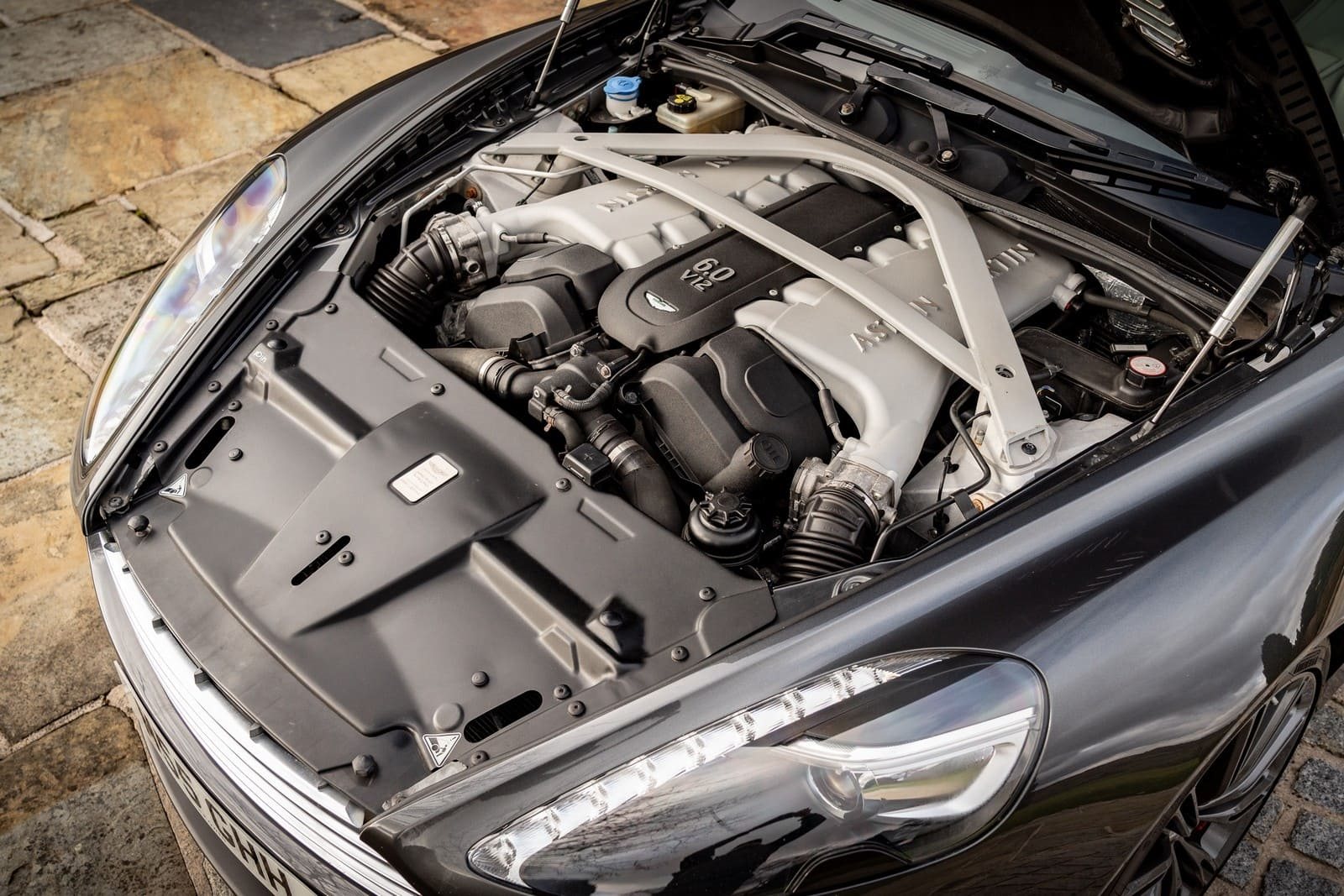 2015 - ASTON MARTIN DB9, foto 86