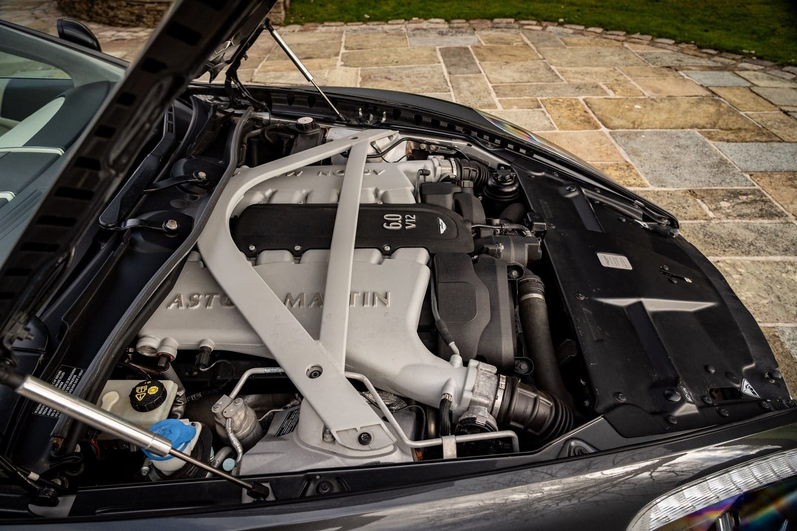 2015 - ASTON MARTIN DB9, foto 87