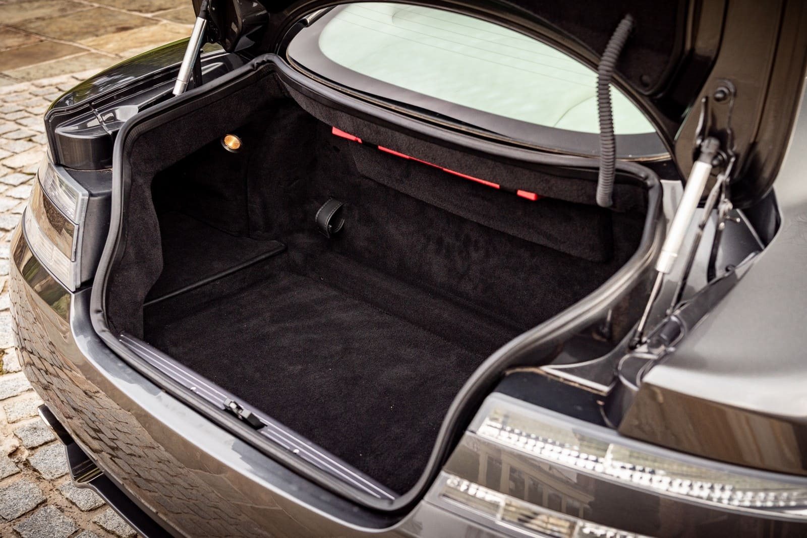 2015 - ASTON MARTIN DB9, foto 96