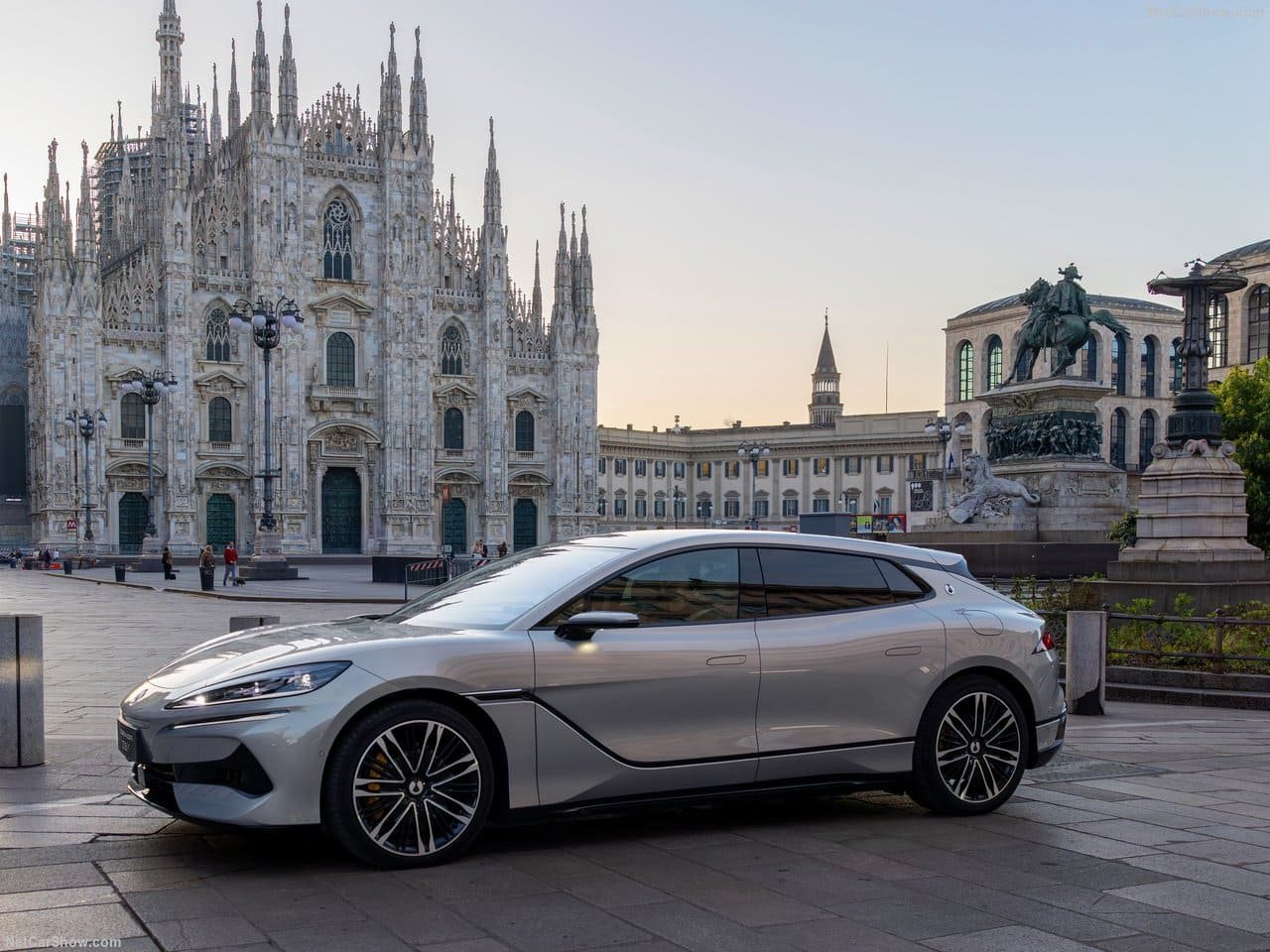 2027 - DENZA Z9GT, foto 14