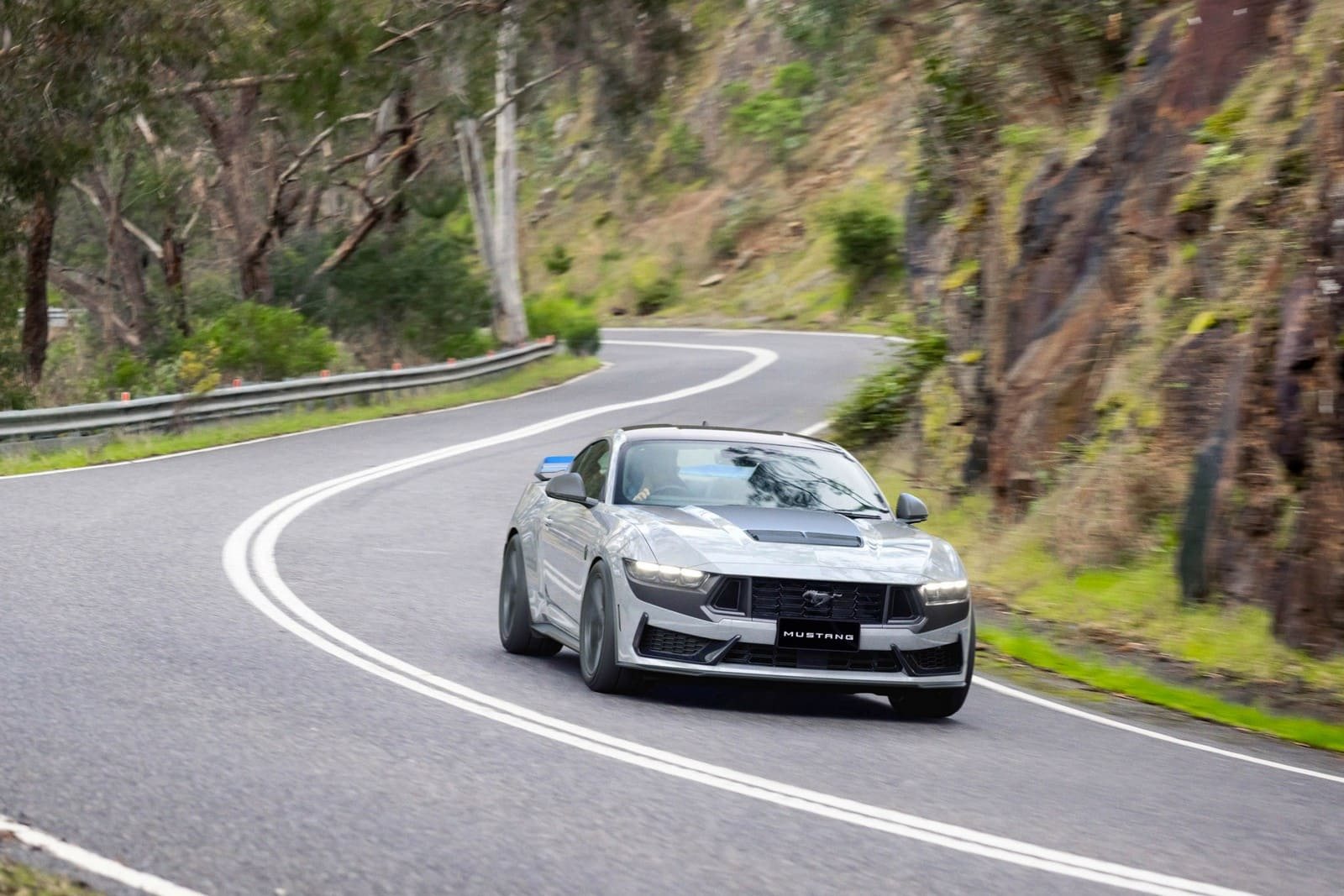 2026 - FORD MUSTANG DARK HORSE T8-SPEC, foto 3