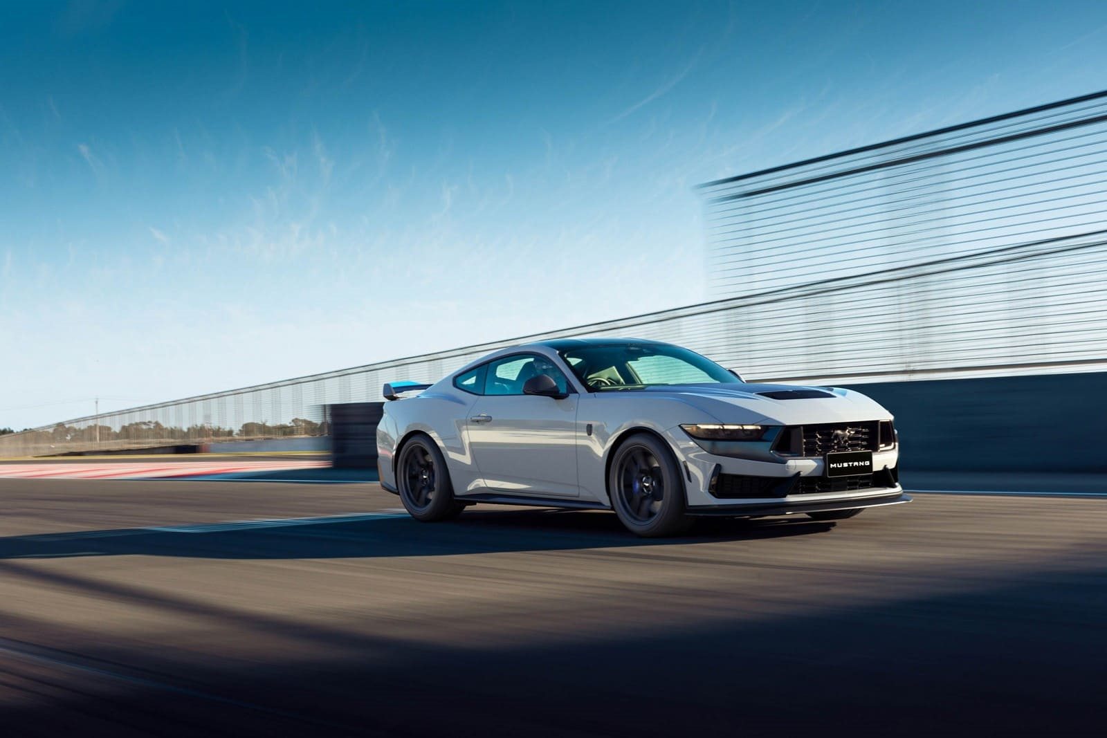 2026 - FORD MUSTANG DARK HORSE T8-SPEC, foto 4