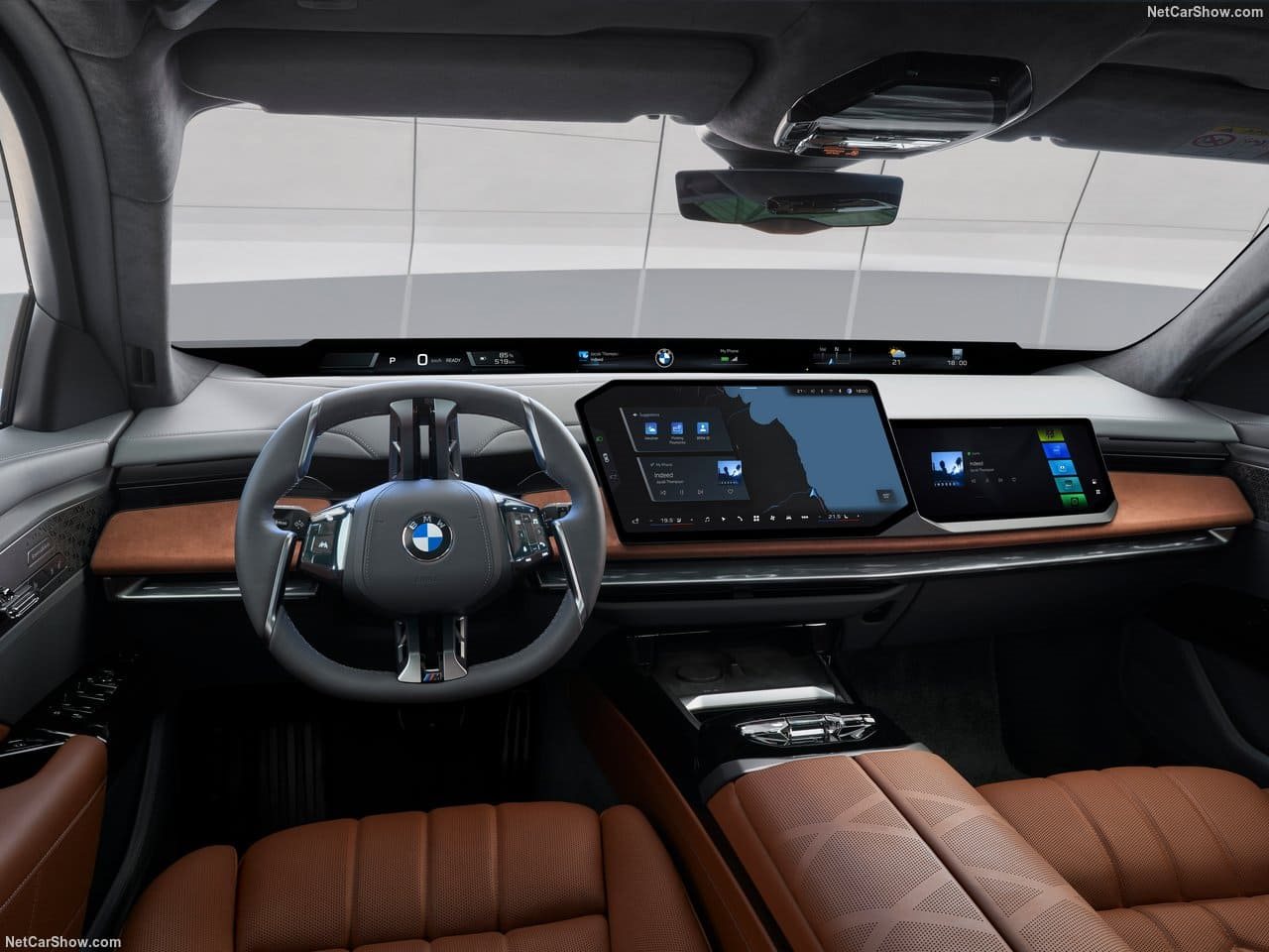2027 - BMW i7, foto 36