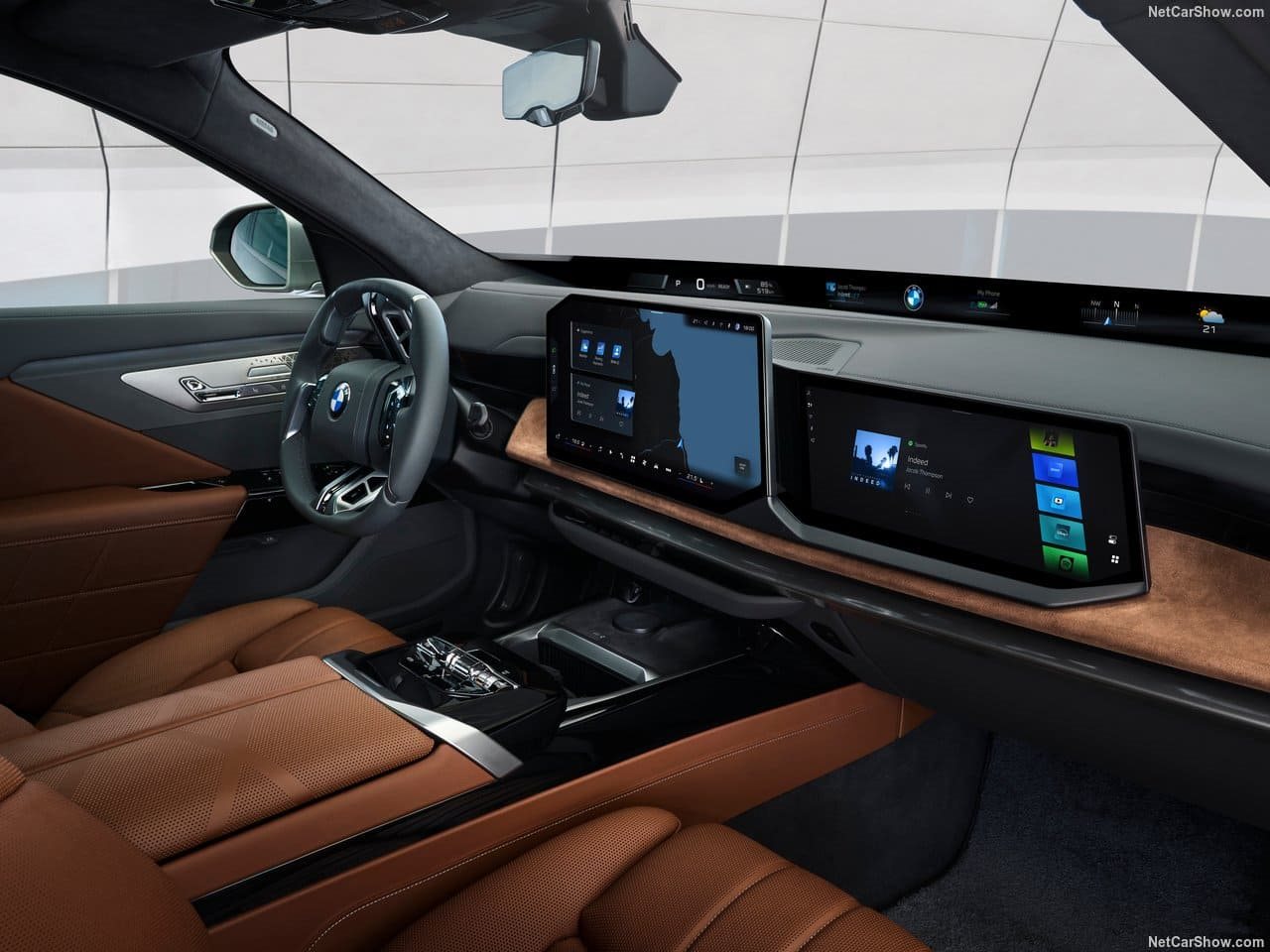 2027 - BMW i7, foto 37