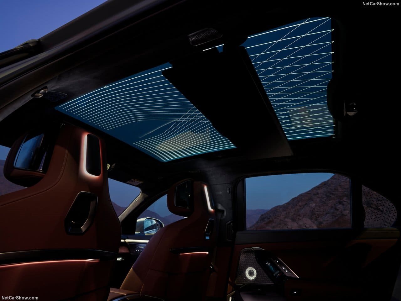2027 - BMW i7, foto 40