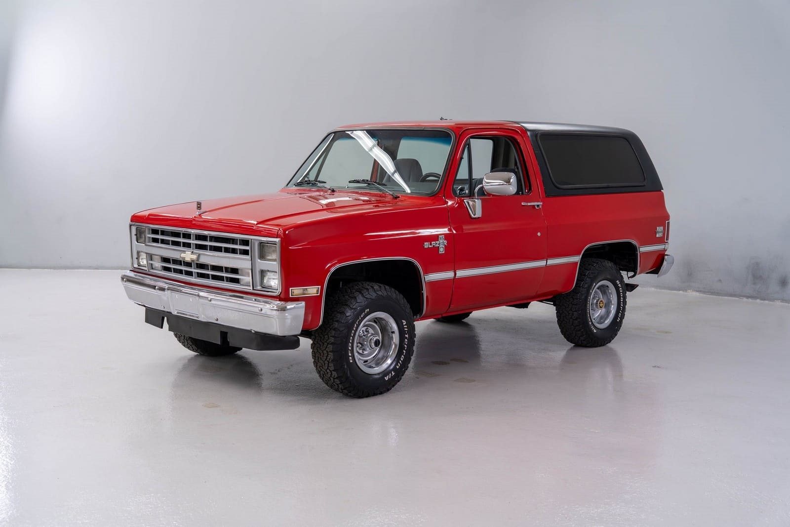1987 - CHEVROLET K5 BLAZER SILVERADO, foto 1