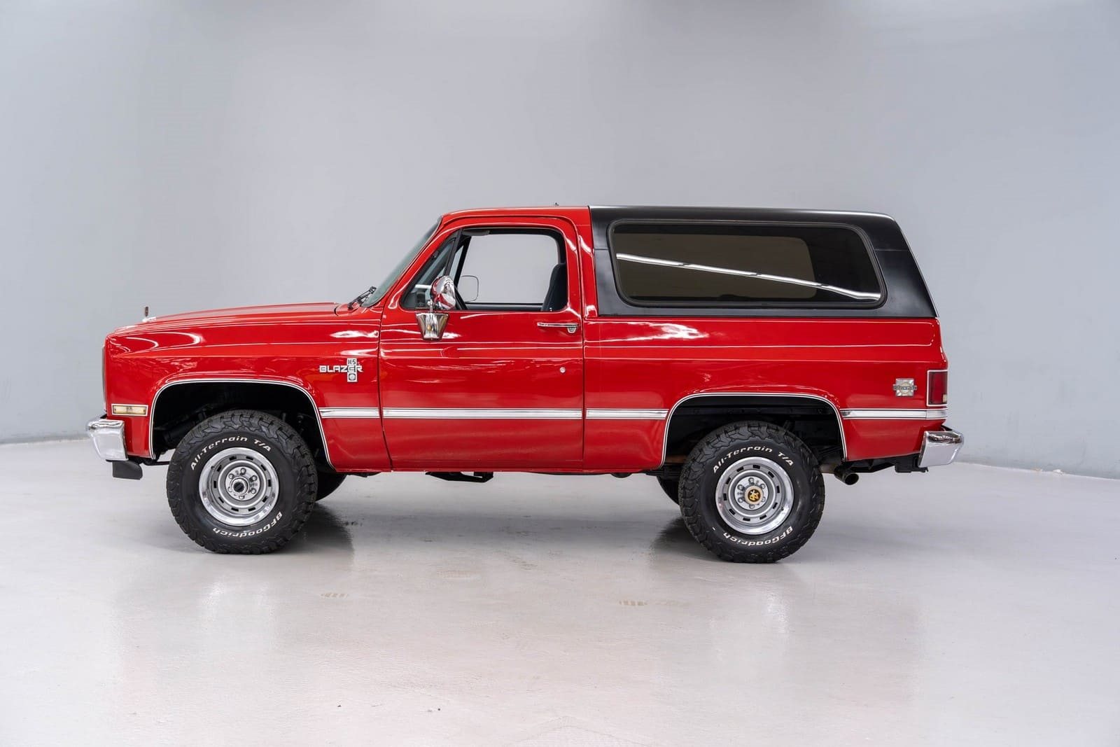 1987 - CHEVROLET K5 BLAZER SILVERADO, foto 2