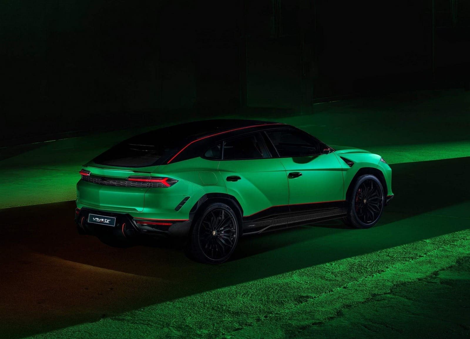 2026 - LAMBORGHINI URUS SE TETTONERO CAPSULE, foto 3