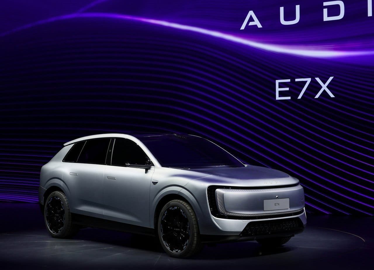 2027 - AUDI E7X, foto 1