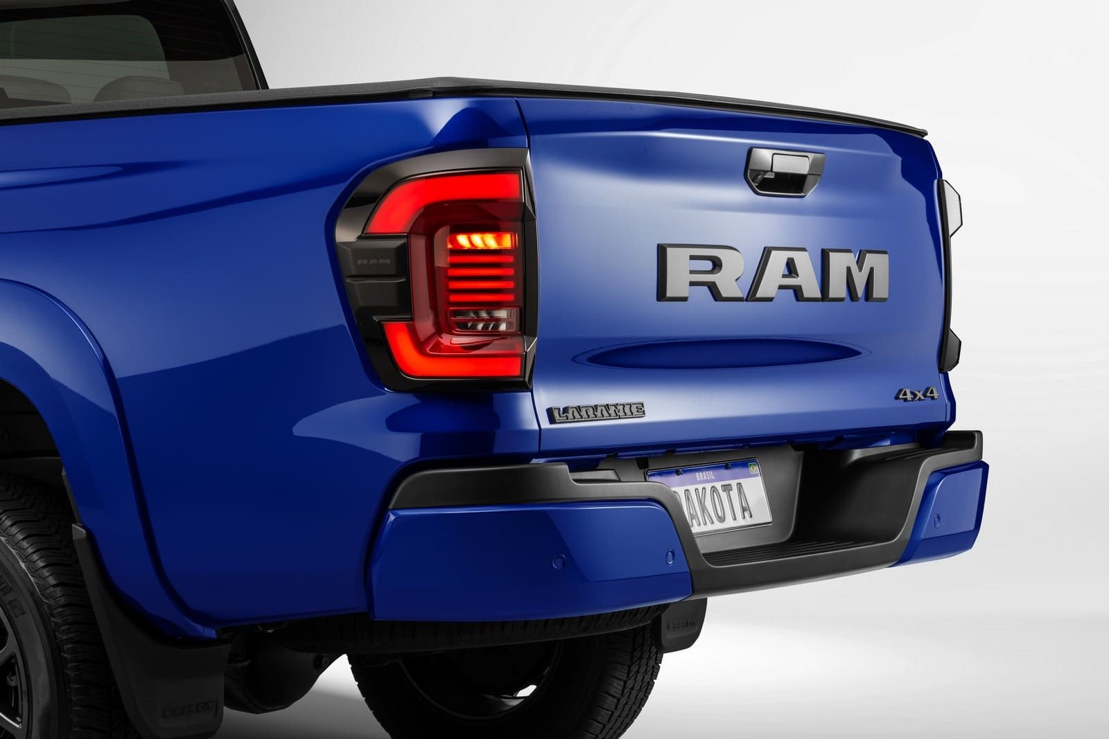 2026 - RAM DAKOTA LARAMIE NIGHT EDITION, foto 7