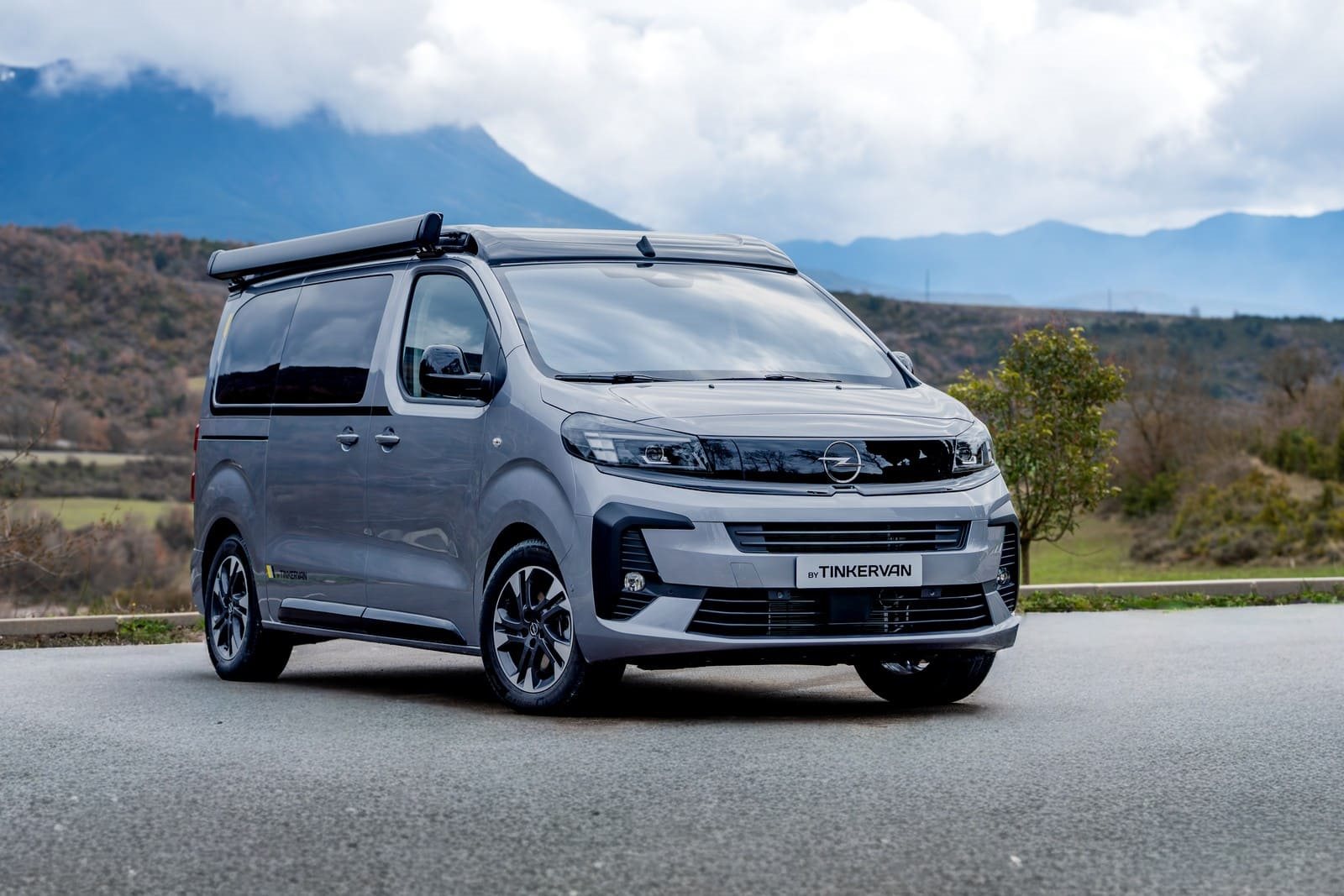 2026 - OPEL ZAFIRA BY TINKERVAN, foto 2