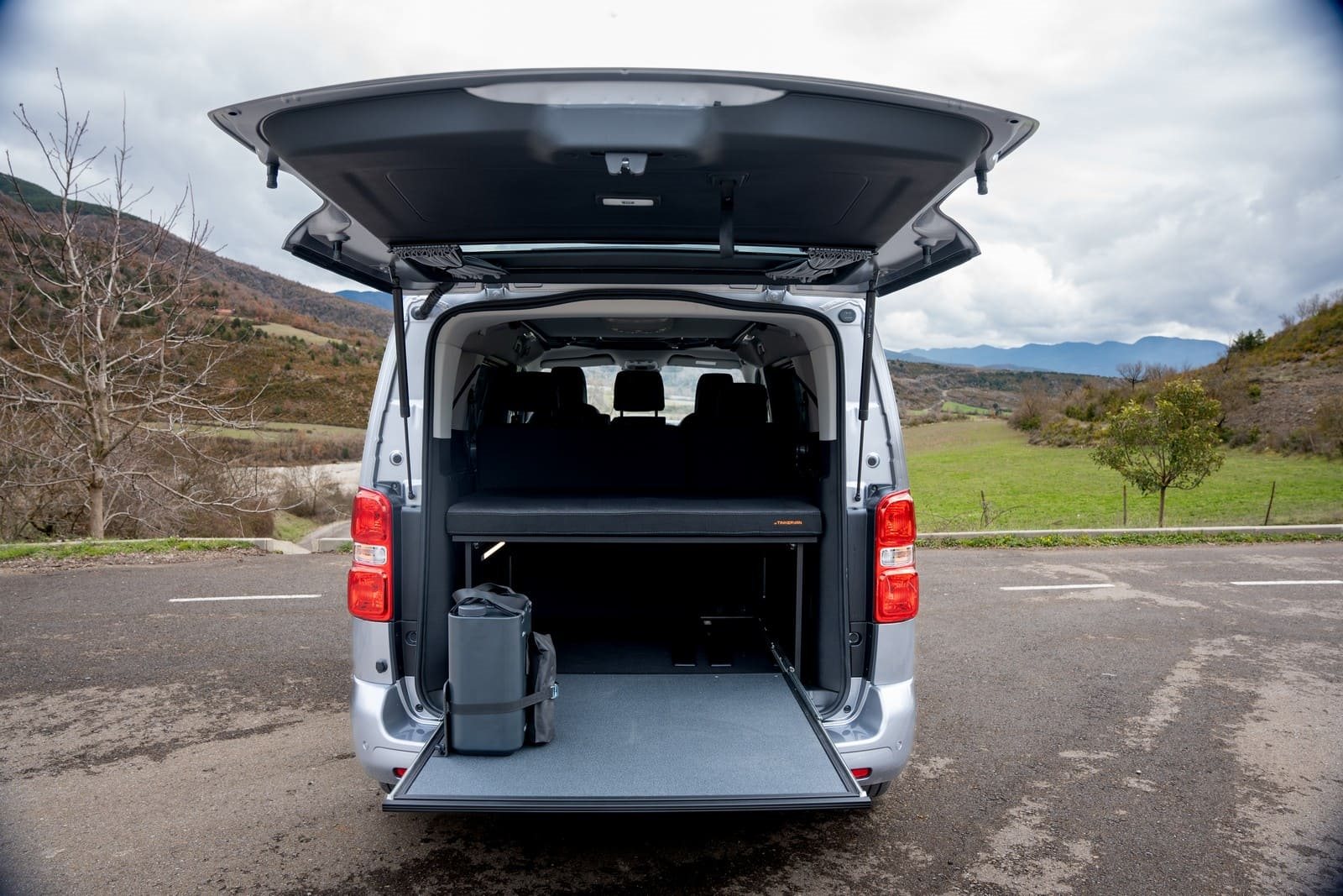 2026 - OPEL ZAFIRA BY TINKERVAN, foto 39