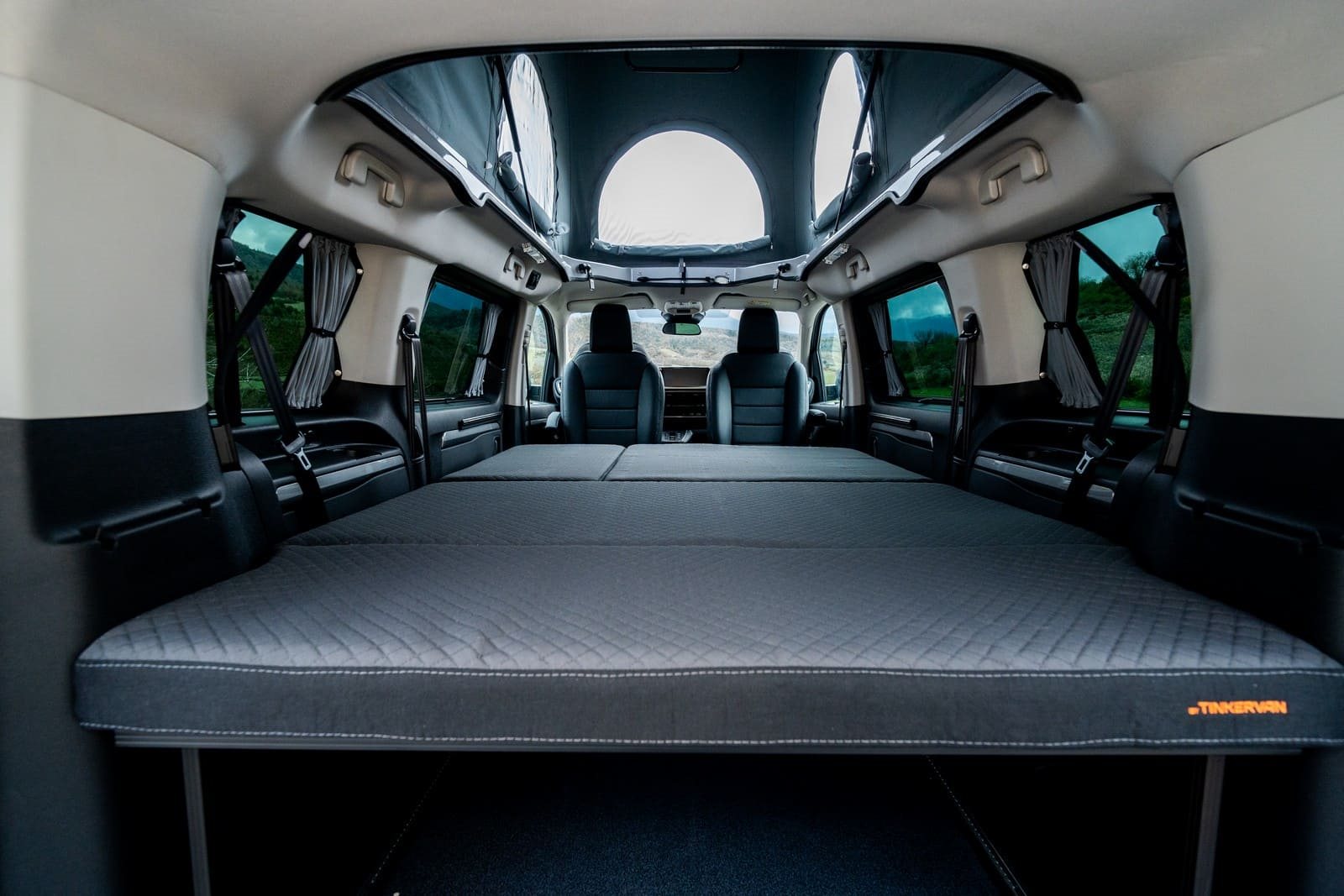 2026 - OPEL ZAFIRA BY TINKERVAN, foto 78