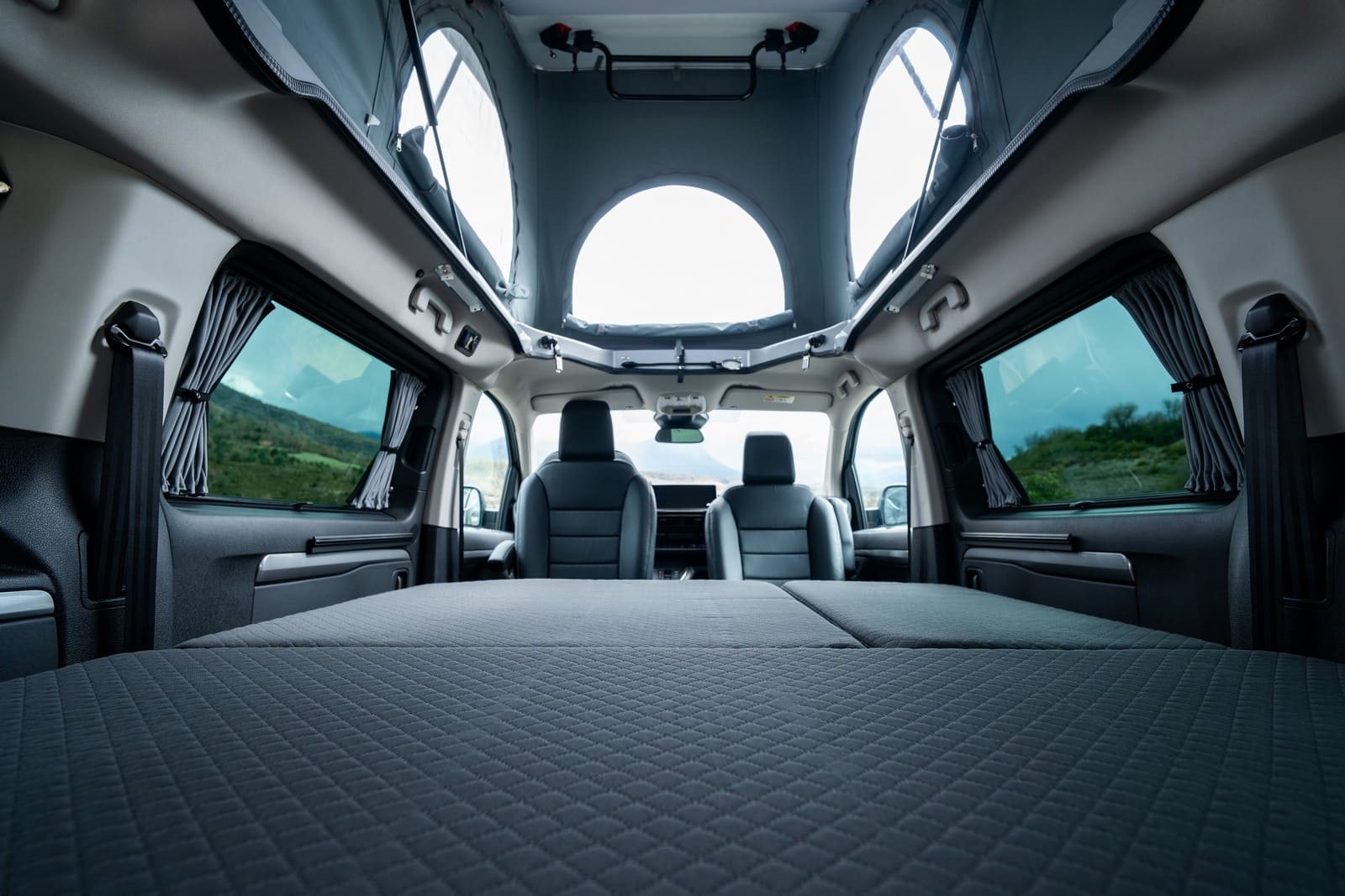 2026 - OPEL ZAFIRA BY TINKERVAN, foto 85