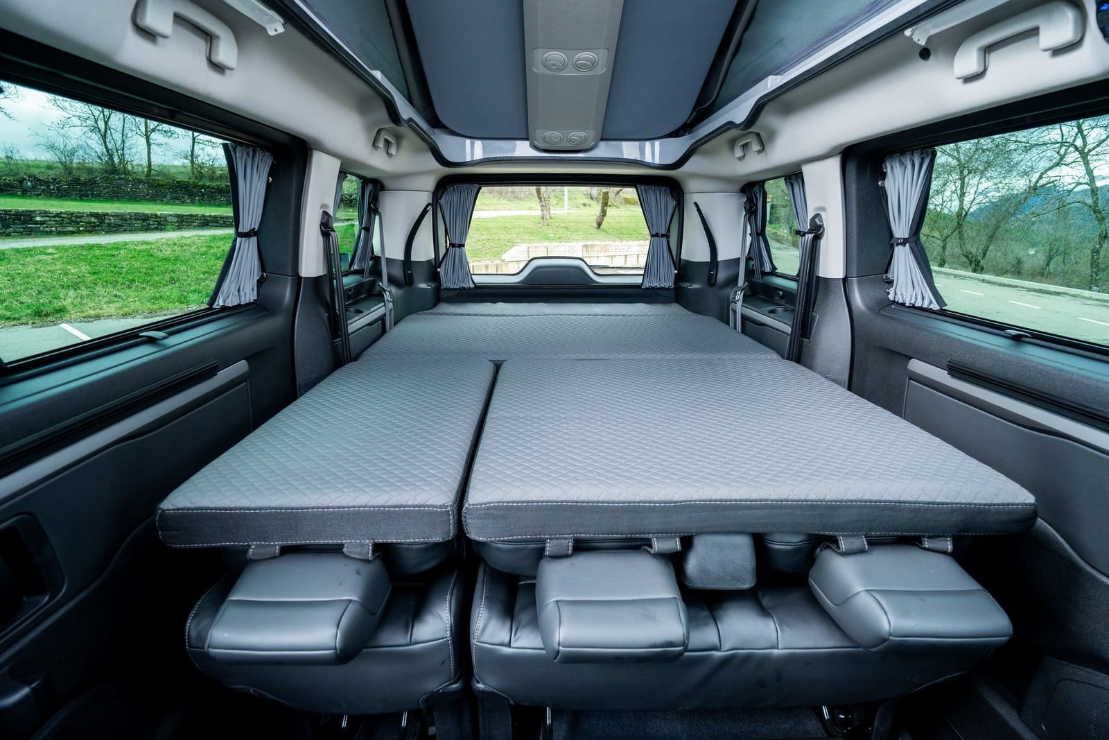 2026 - OPEL ZAFIRA BY TINKERVAN, foto 87