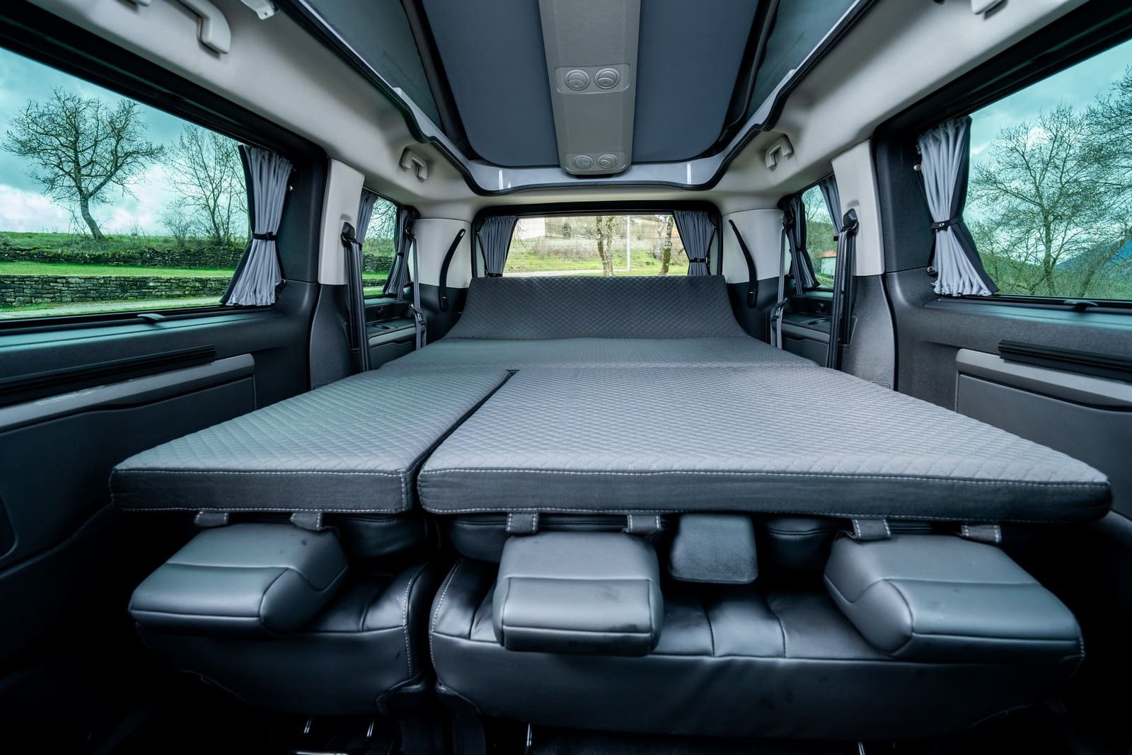 2026 - OPEL ZAFIRA BY TINKERVAN, foto 88