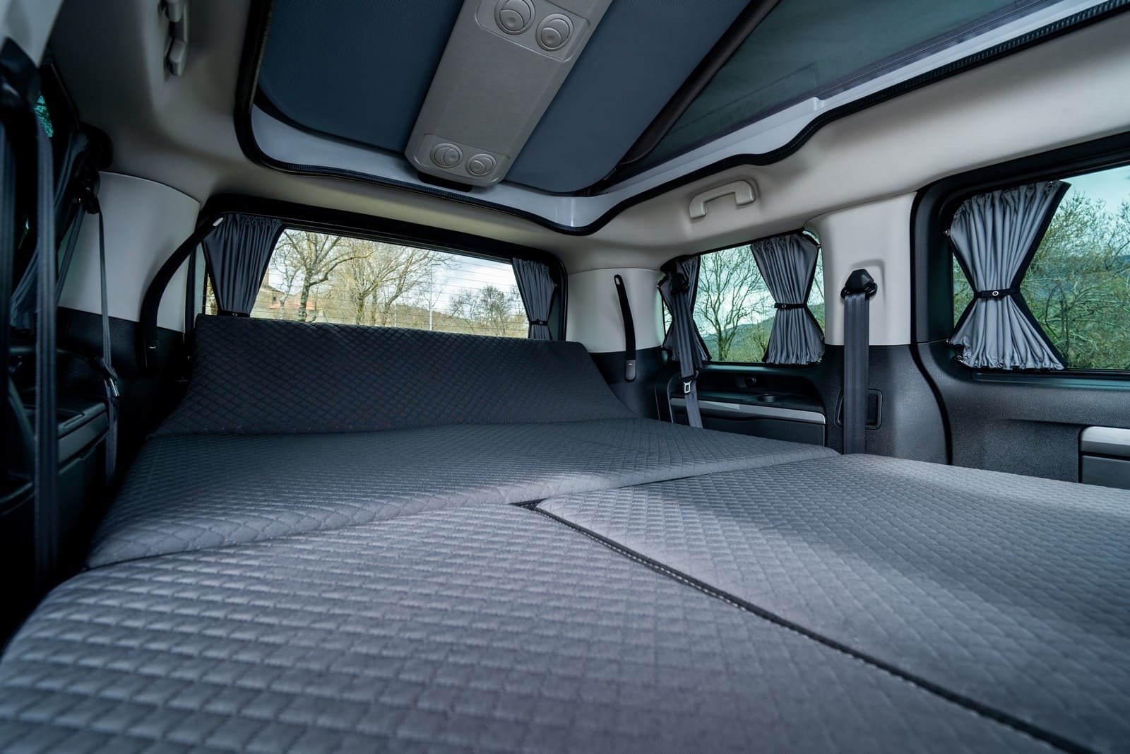 2026 - OPEL ZAFIRA BY TINKERVAN, foto 89