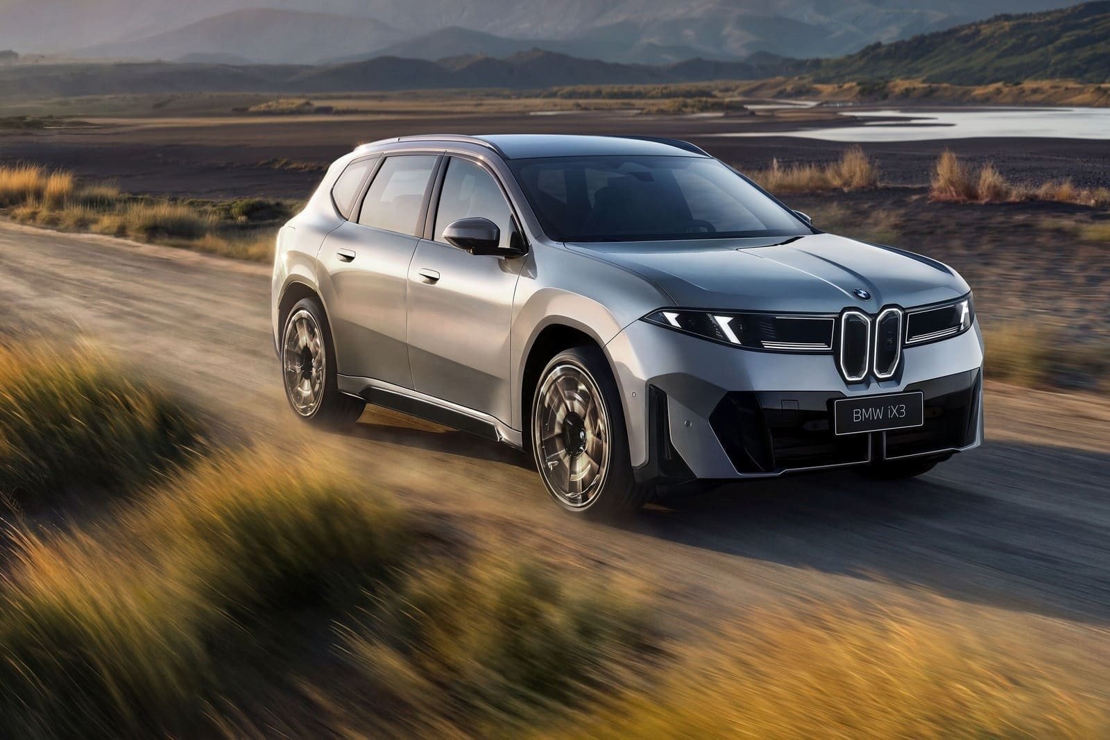 BMW iX3 LWB, foto 28