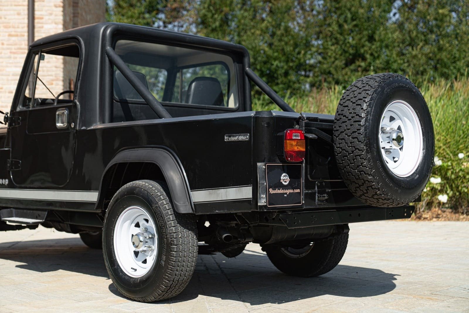 JEEP CJ-8 SCRAMBLER, foto 32
