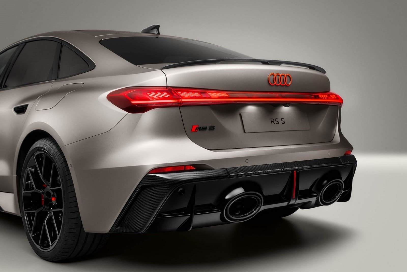 AUDI RS 5 SEDAN HOT-LAP CAR, foto 9