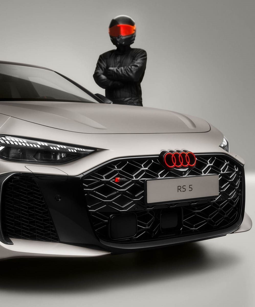 AUDI RS 5 SEDAN HOT-LAP CAR, foto 11