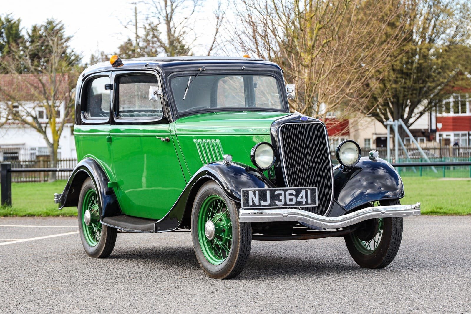 1934 - FORD MODEL Y TWO-DOOR SALOON, foto 6