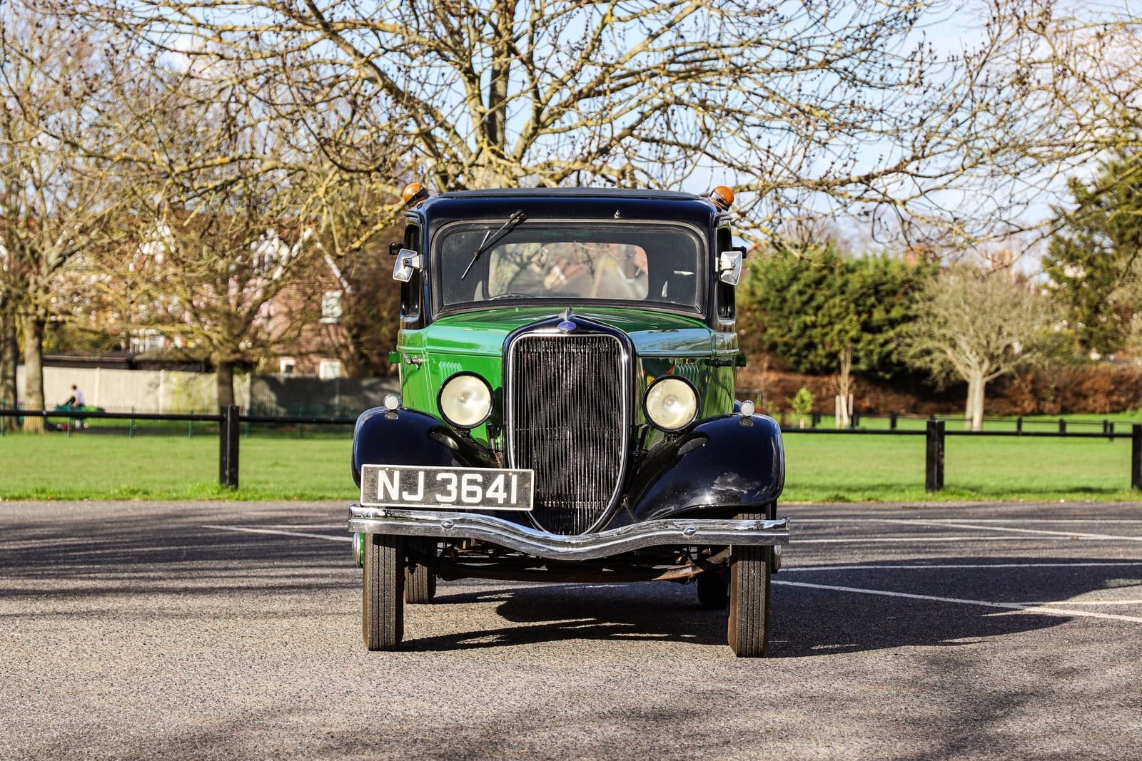 1934 - FORD MODEL Y TWO-DOOR SALOON, foto 22
