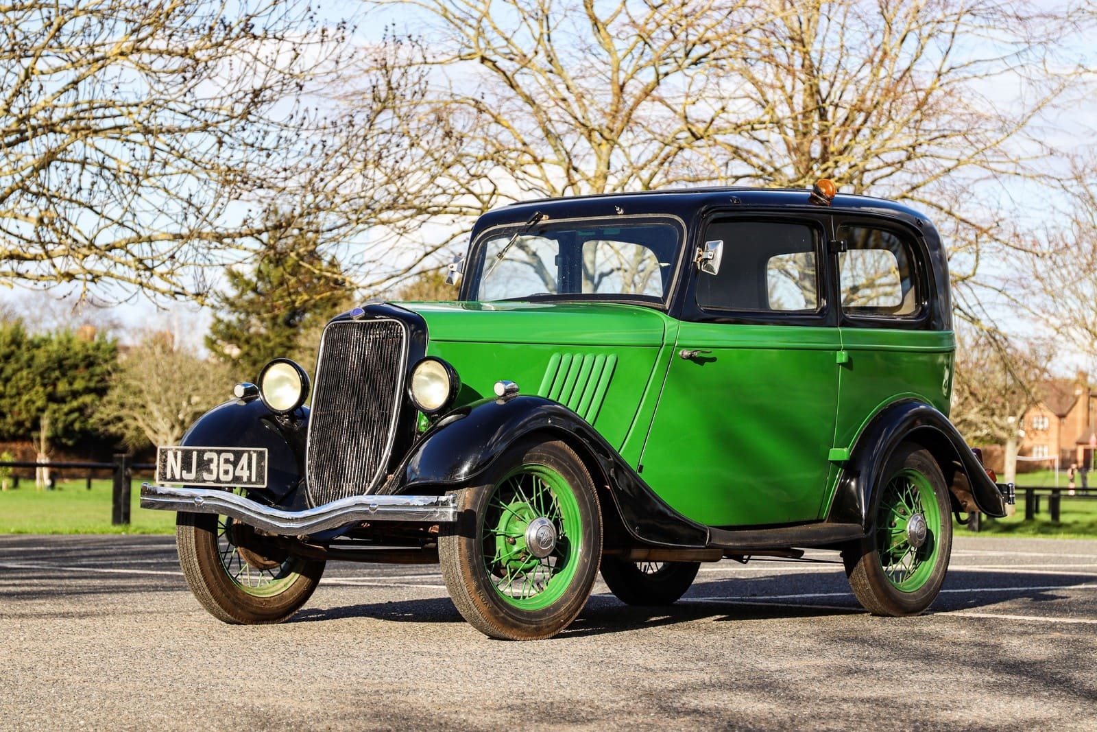 1934 - FORD MODEL Y TWO-DOOR SALOON, foto 28