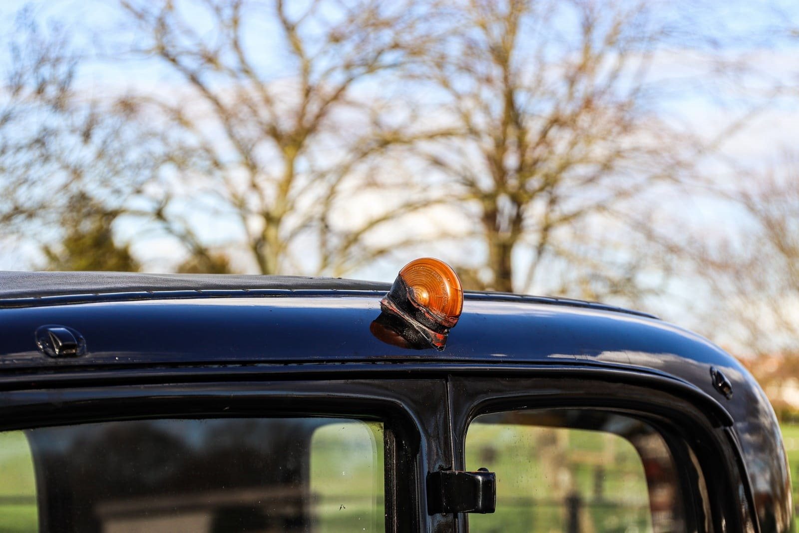 1934 - FORD MODEL Y TWO-DOOR SALOON, foto 30