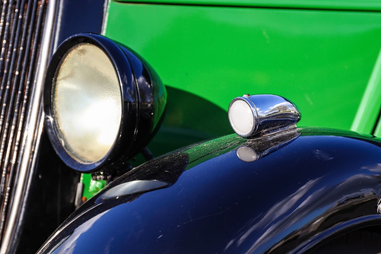 1934 - FORD MODEL Y TWO-DOOR SALOON, foto 32