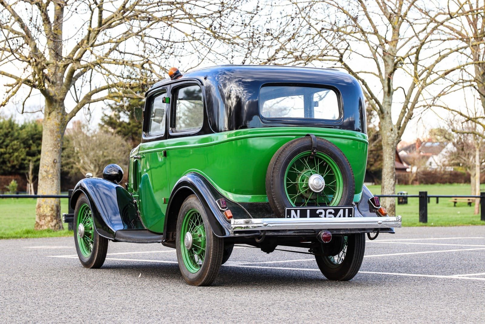 1934 - FORD MODEL Y TWO-DOOR SALOON, foto 42