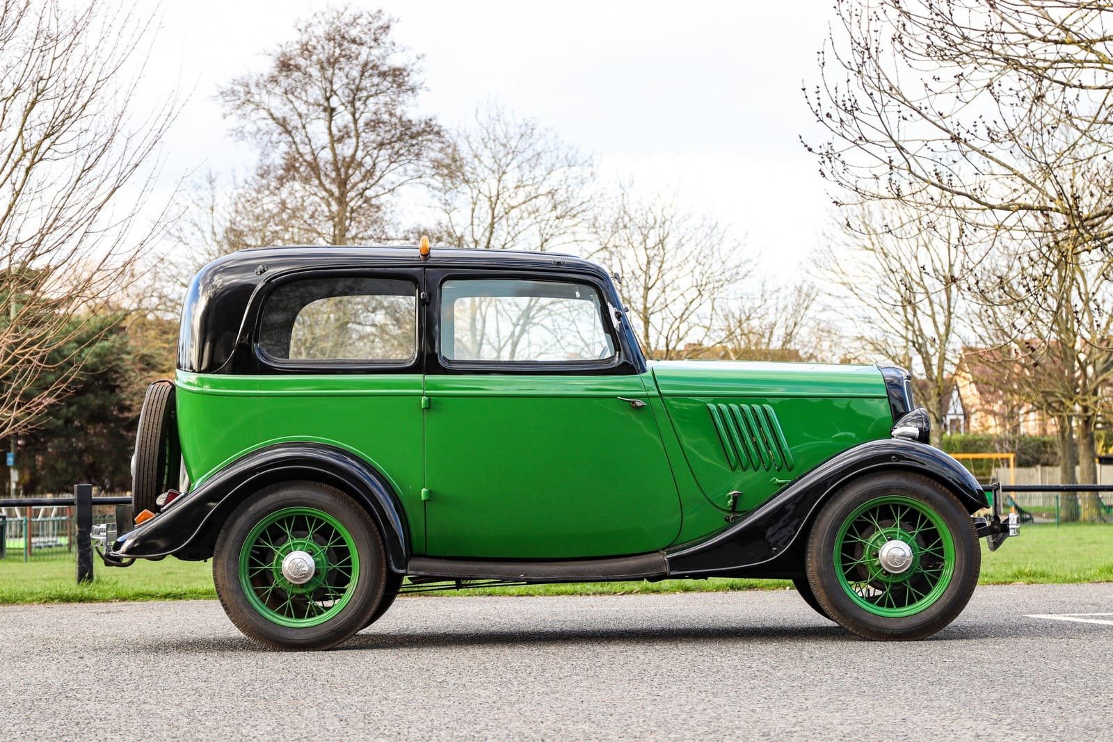 1934 - FORD MODEL Y TWO-DOOR SALOON, foto 52