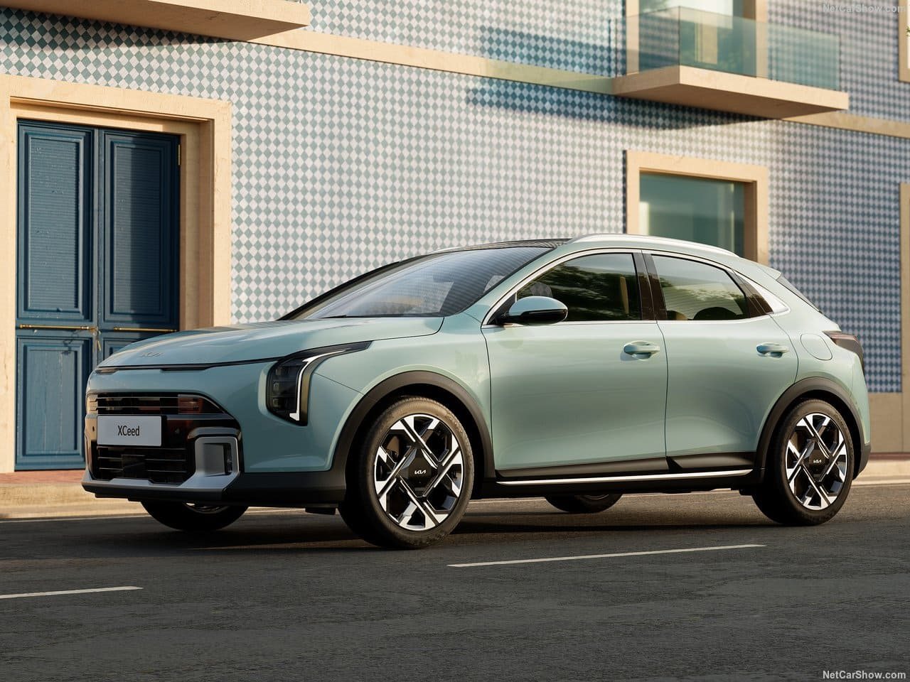 2027 - KIA XCEED, foto 1