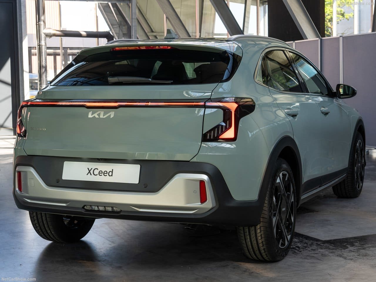 2027 - KIA XCEED, foto 17