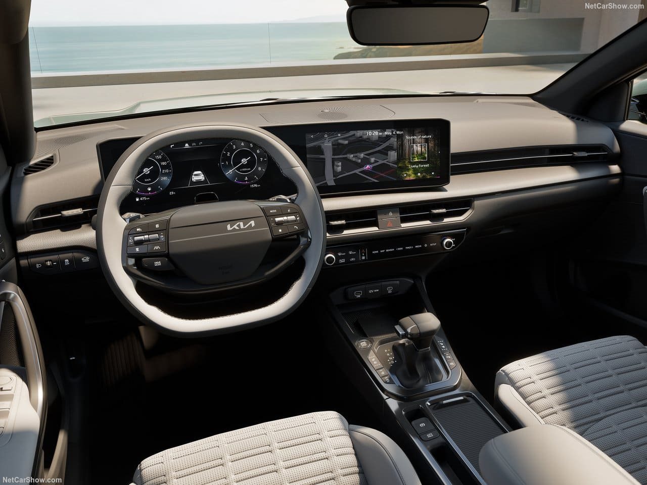 2027 - KIA XCEED, foto 32
