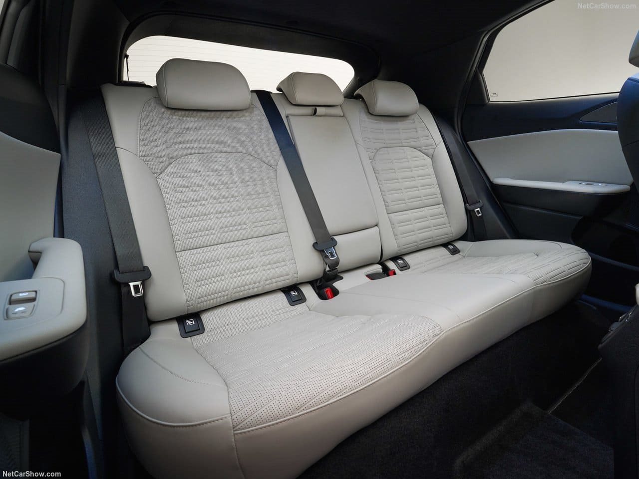 2027 - KIA XCEED, foto 43