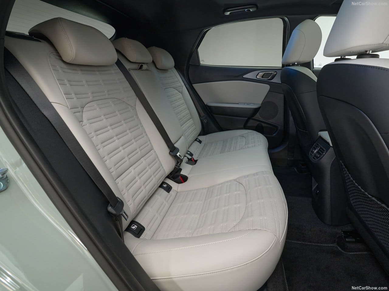 2027 - KIA XCEED, foto 44
